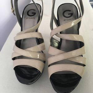 Women’s never worn Guess Sandals- New!!